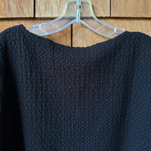 NWT Eileen Fisher Black Textured Stretch Knit Short Sleeve Top in Women's Medium - Picture 7 of 9
